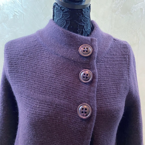 New, never worn Fenn Wright Manson crop sweater - Picture 2 of 5